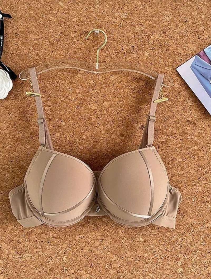 Premium Seamless Upper Support, Adjustable & Comfortable Push Up Bra Anti-Sagging