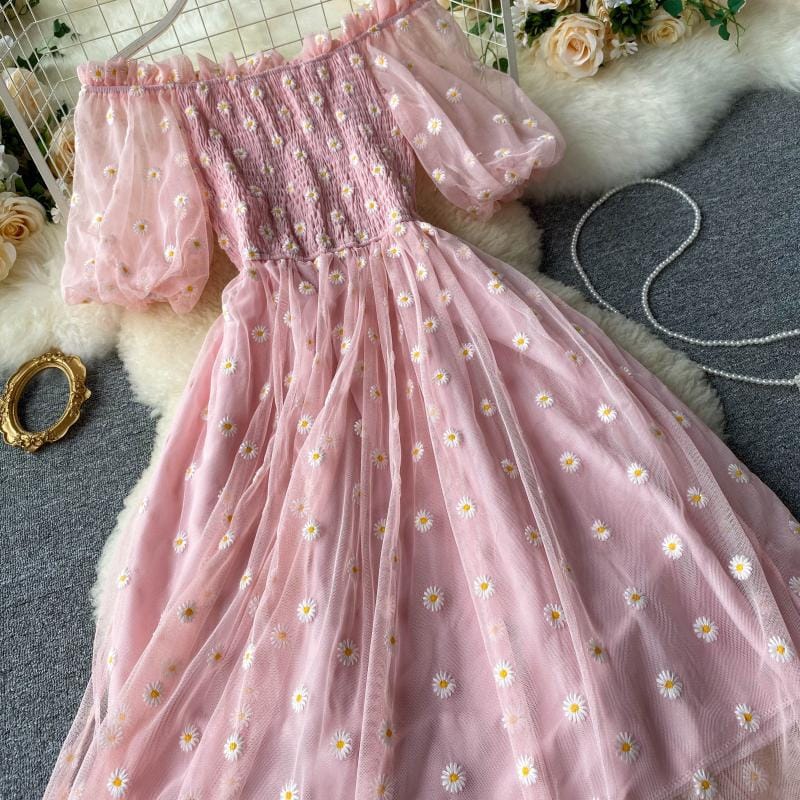 Elegant Daisy Embroidered Mesh Dress for Women – Off-Shoulder Puff Sleeve Summer Maxi Dress