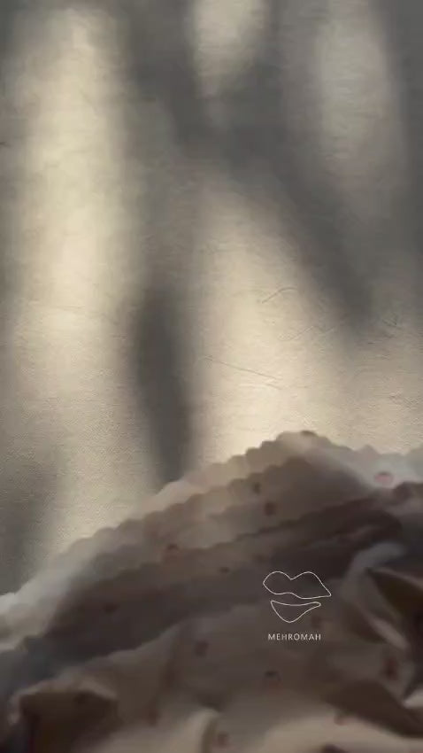 Ice Silk Girl’s Ultra-Thin Underwear – Traceless, Breathable, Anti-Bacterial | Mid-Waist Briefs